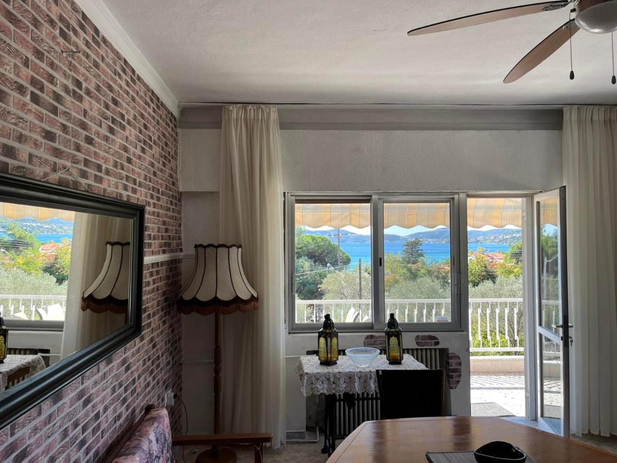 Sea View Palio Apartment Palaiontsiflikion Bagian luar foto