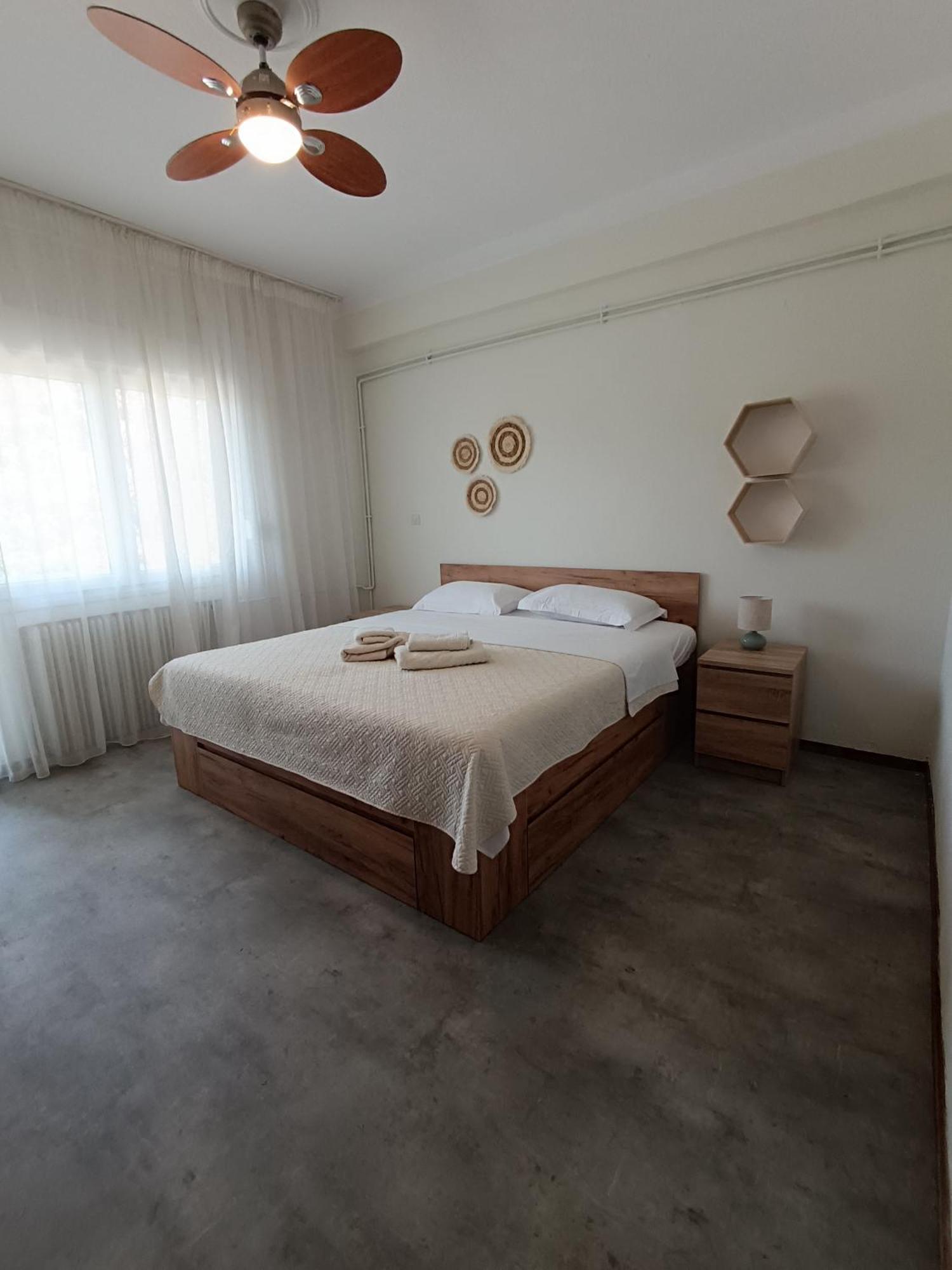 Sea View Palio Apartment Palaiontsiflikion Bagian luar foto