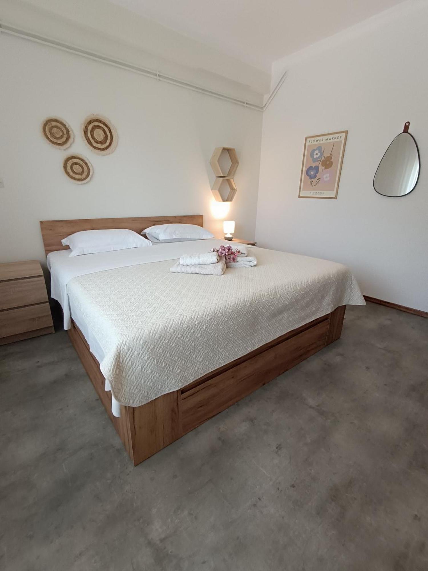 Sea View Palio Apartment Palaiontsiflikion Bagian luar foto