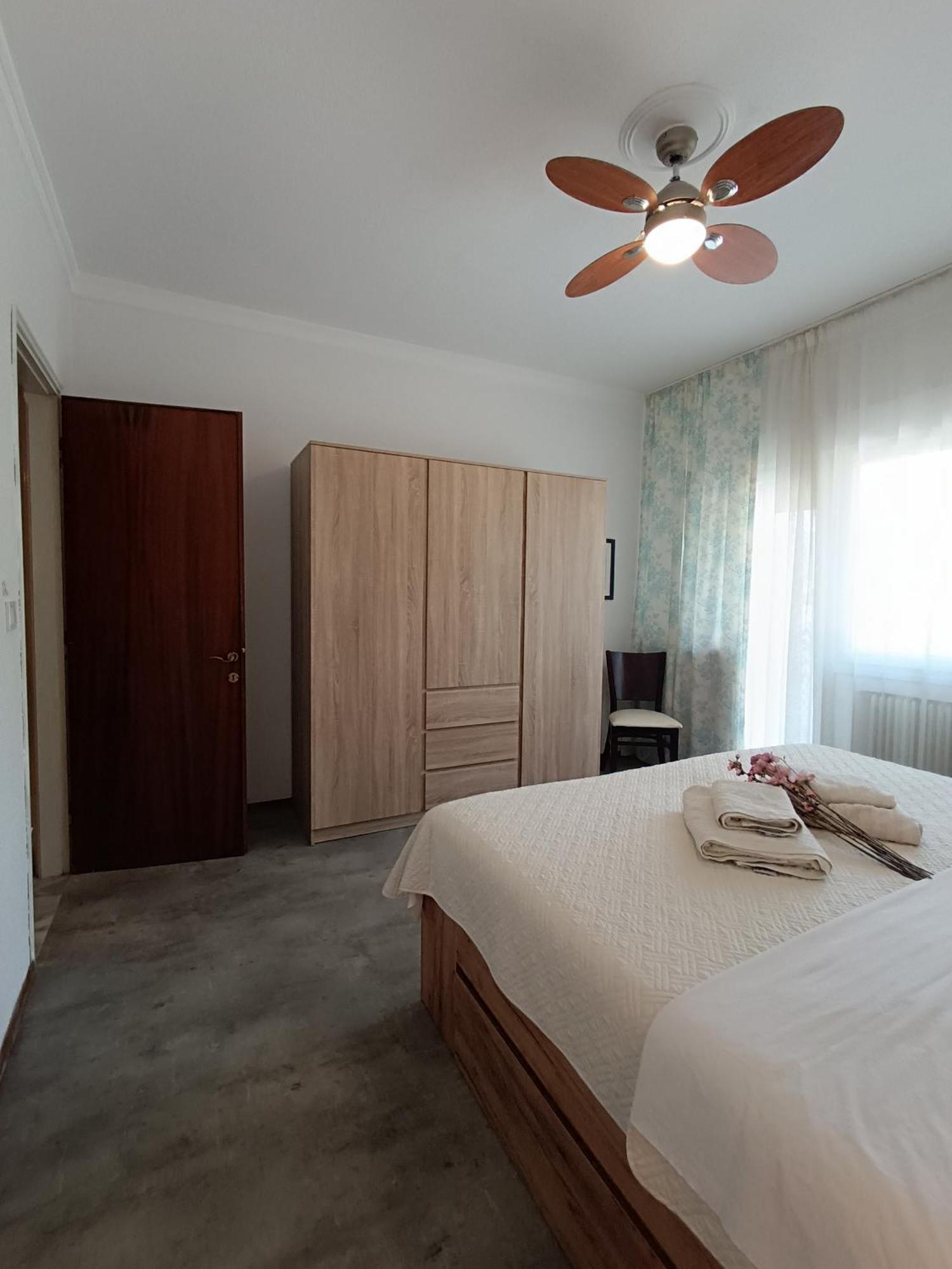 Sea View Palio Apartment Palaiontsiflikion Bagian luar foto