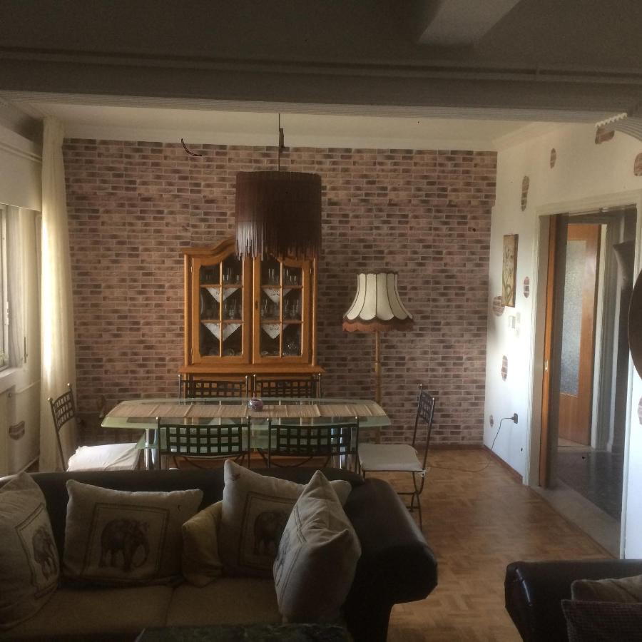 Sea View Palio Apartment Palaiontsiflikion Bagian luar foto